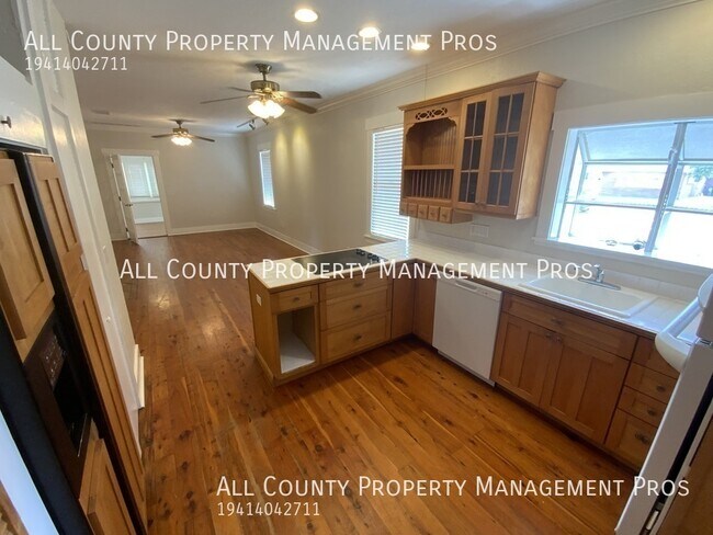 Building Photo - 1150 Pattison Ave