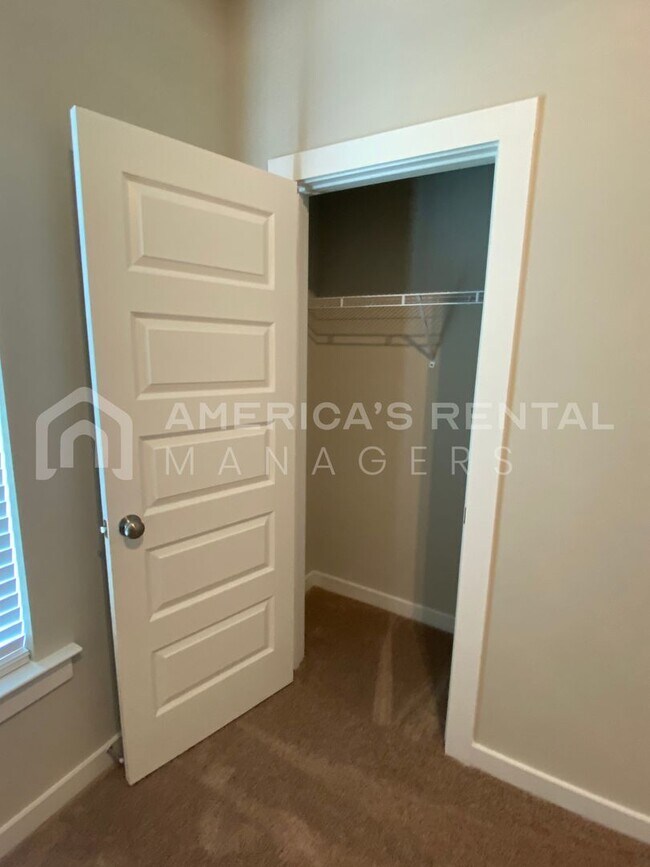Building Photo - Home for Rent in Clanton, AL!!! View with ...
