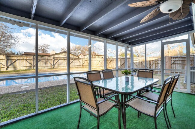 Building Photo - 10535 Breeds Hill Dr