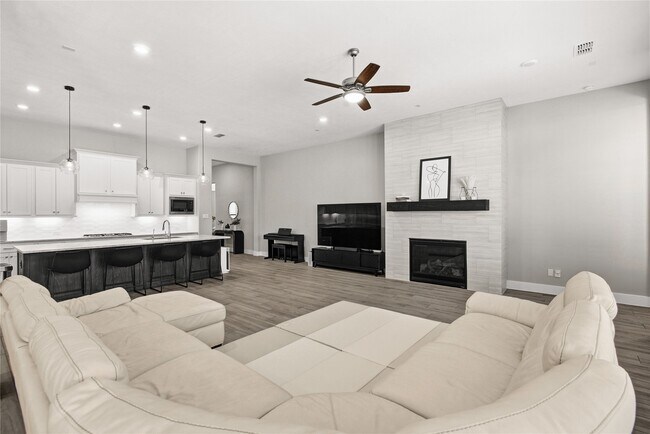 Building Photo - 1222 McMurtry Ridge Dr