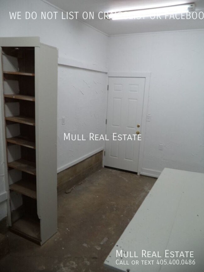 Building Photo - 3116 SW 40th St