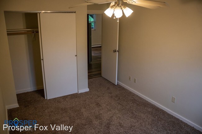 Building Photo - 836 Vine Ave