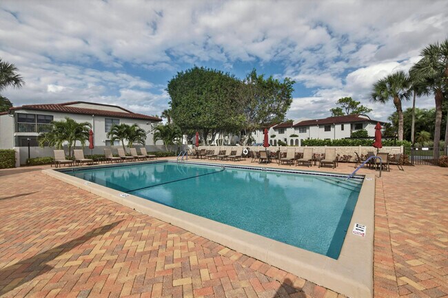 Building Photo - 9187 Norte Lago