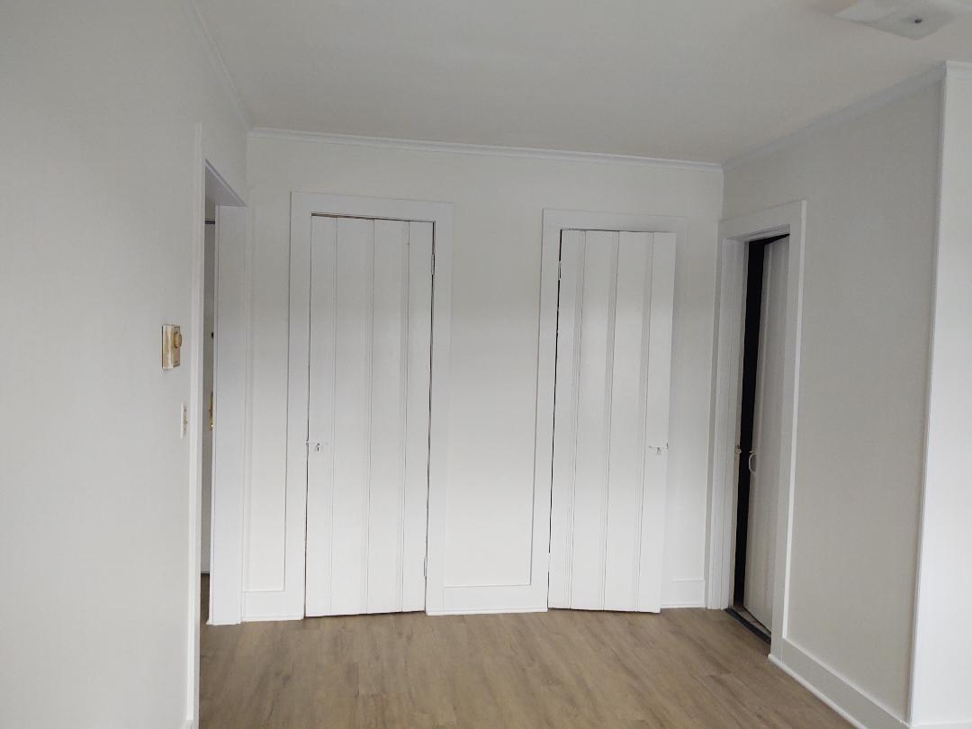 Building Photo - 31 Wing Ave