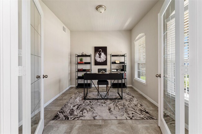 Building Photo - 3723 Lake Varano Cir