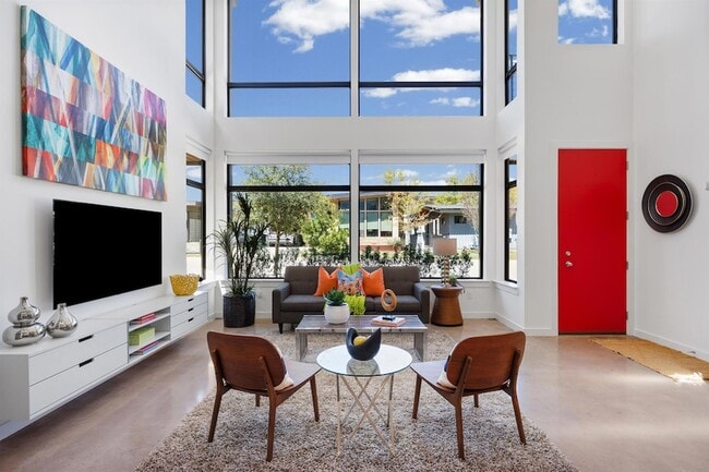 Building Photo - 480A Starlight Village Unit