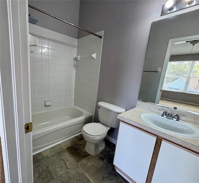 Building Photo - 6512 Osprey Lake Cir