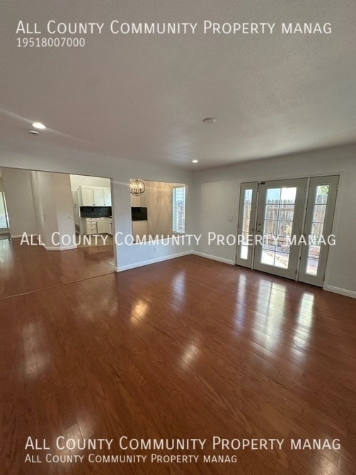 Building Photo - 1857 Creekside Dr