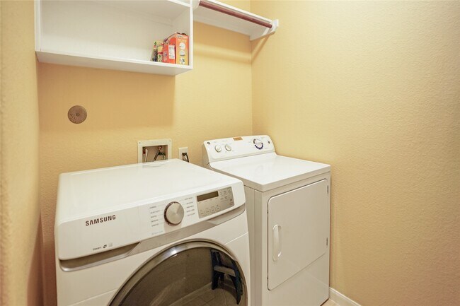 Building Photo - 14831 Keely Woods Ct
