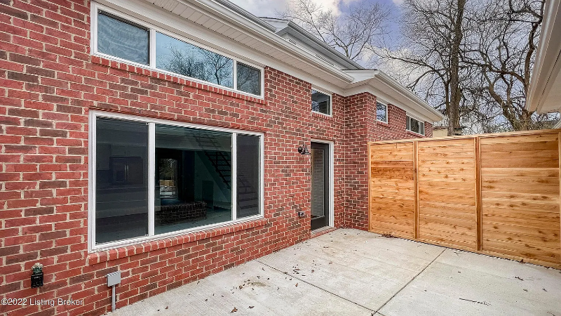 Building Photo - 716 Burnett Farm Ln