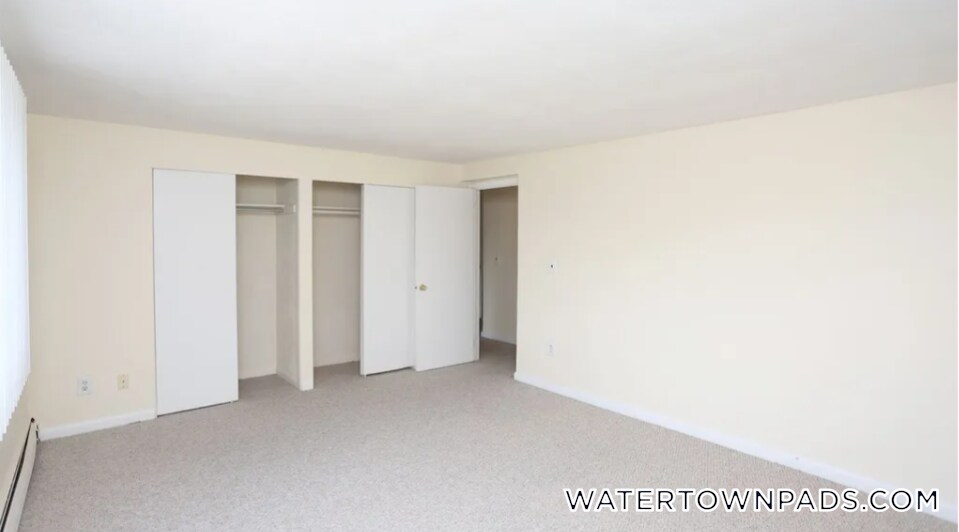 Building Photo - 16 Whites Ave