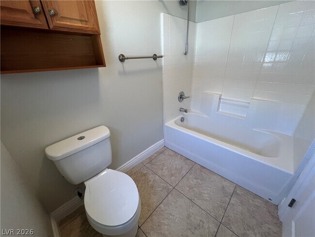 Building Photo - 9460 Glendora Valley St