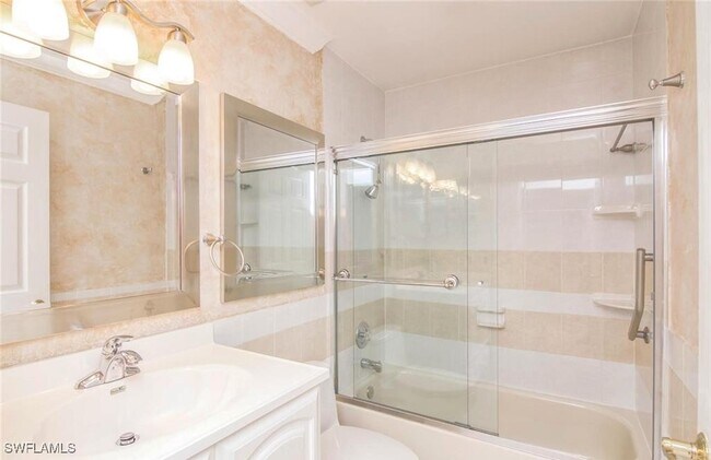 Building Photo - 613 Squire Cir