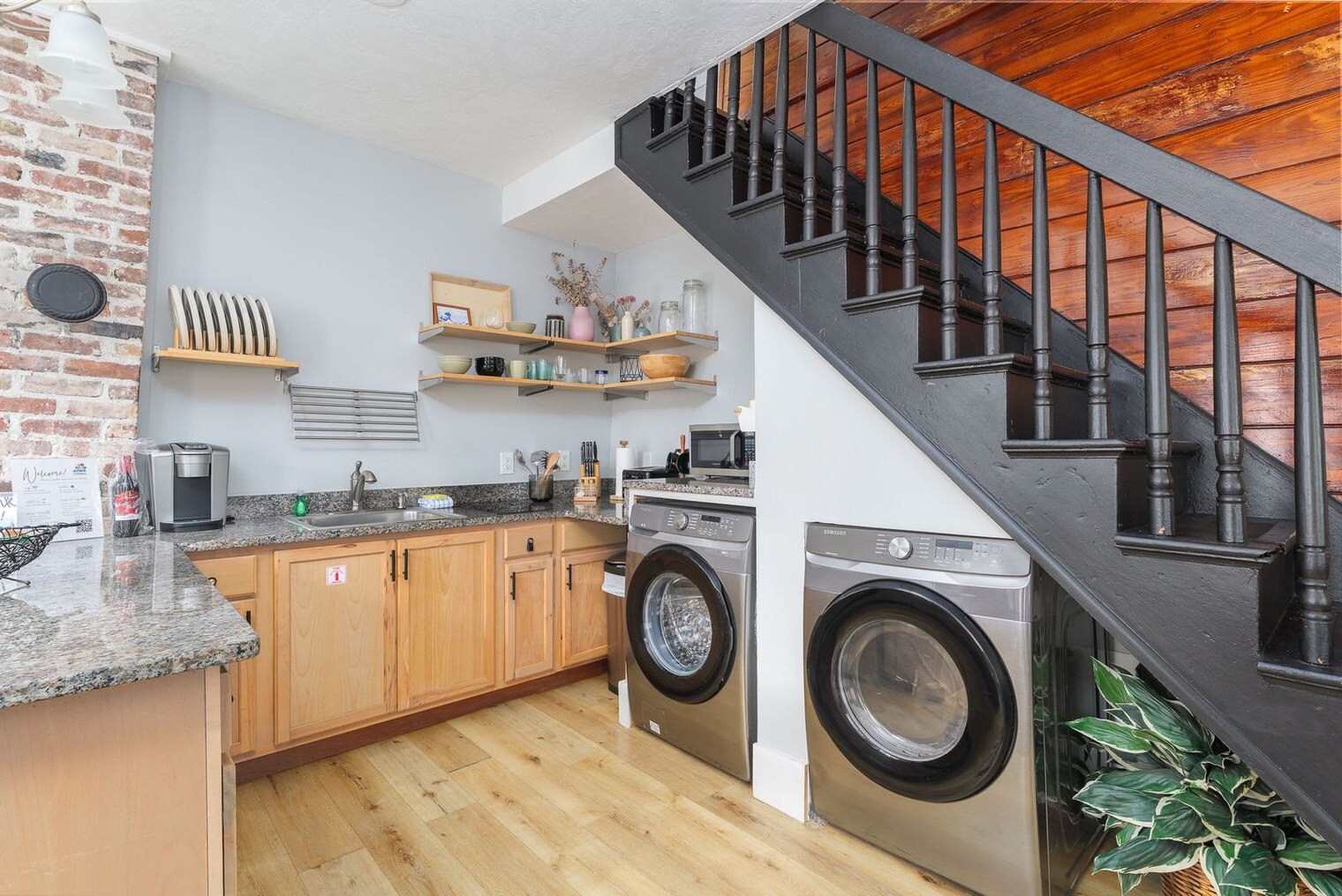 Building Photo - 59 Cuna St