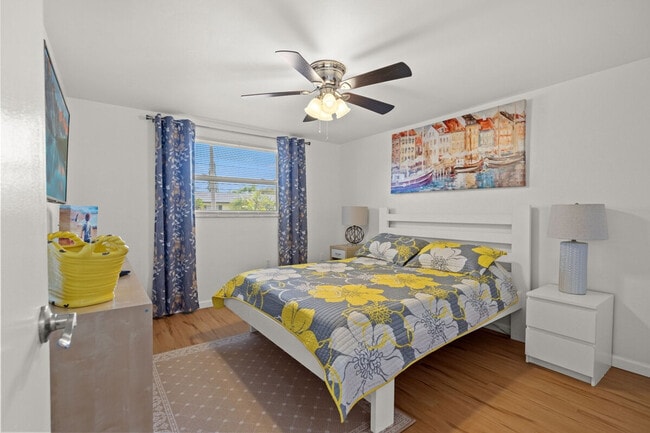 Building Photo - 7021 Sonata Dr
