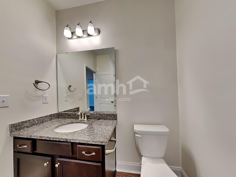 Building Photo - 116 Sweet Gum Dr