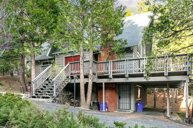 Building Photo - 596 Pioneer Rd