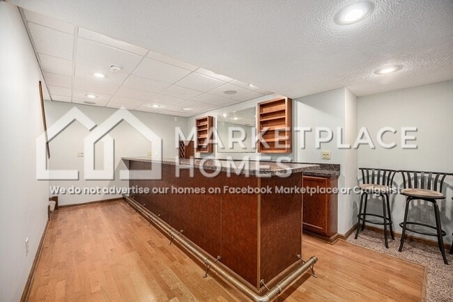 Building Photo - 785 Cambridge Ct