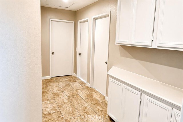 Building Photo - 44696 Lorraine Dr