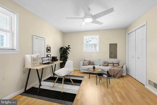 Building Photo - 6504 Stratford Rd