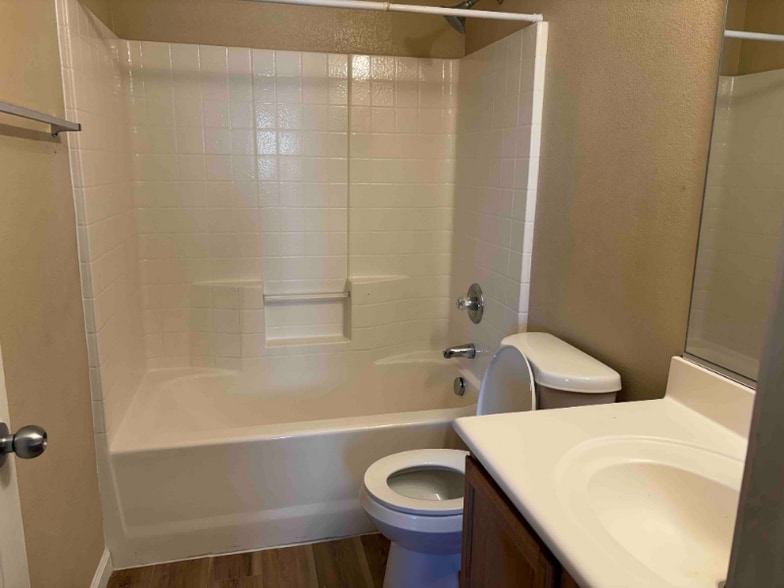 Building Photo - 5989 Banbury Heights Way