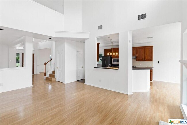 Building Photo - 156 Pecanwood S