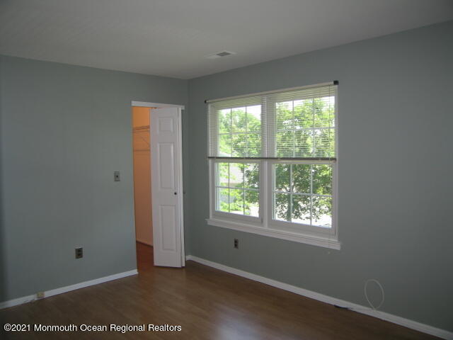 Building Photo - 90 Quince Ct