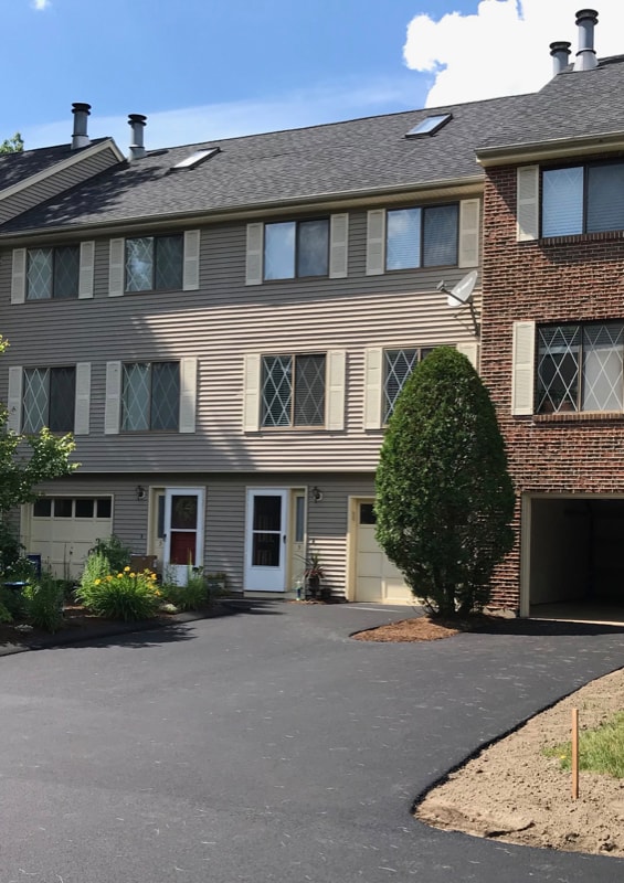 Building Photo - 5 Burberry Ct