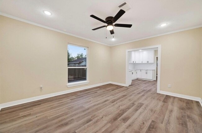 Building Photo - 2725 Avenue F