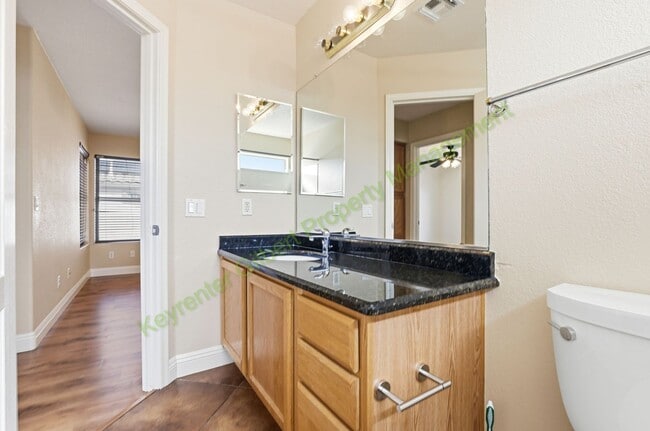 Building Photo - Charming 3-bed/2-bath Gilbert Home in Prime Location!