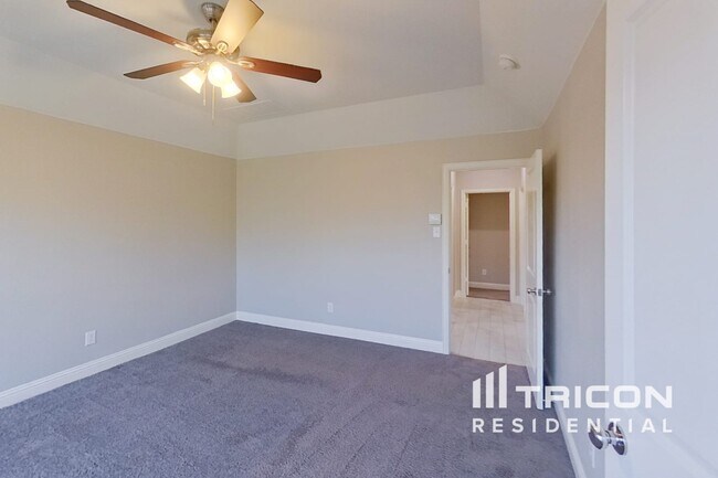 Building Photo - 4240 Calla Dr