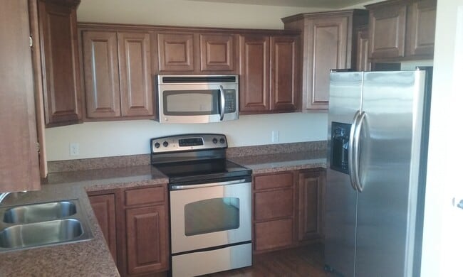 Building Photo - 3125 Copper Ridge Loop
