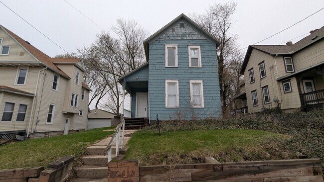 Primary Photo - Atlas Investment Group, LLC (569 Allyn St ...