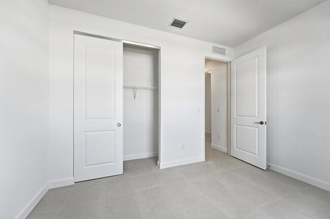 Building Photo - 3735 Harborside Ave