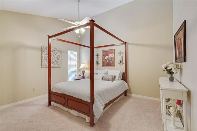 Building Photo - 500 Aries Dr