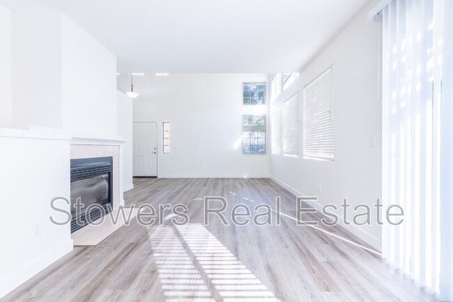 Building Photo - 5346 Fairside Way