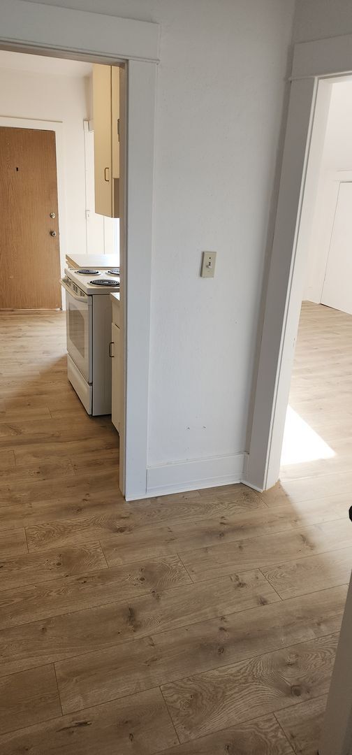 Building Photo - 32nd1414