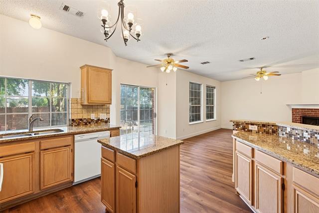 Building Photo - 3100 Verbena Dr