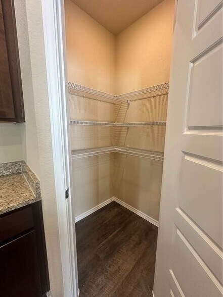 Building Photo - 2019 Marshall Mnrs