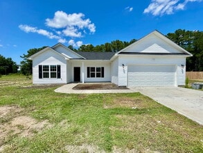 Building Photo - 3 Bed, 2 Bath Nest In Parkton