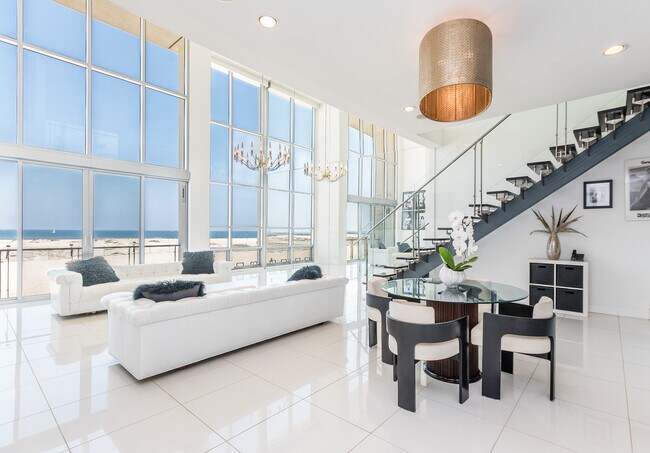 Main Living Room with Ocean Views - 5205 Ocean Front Walk