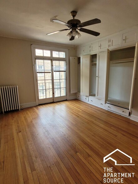 Building Photo - 913 Elmwood Ave