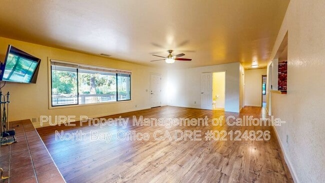 Building Photo - 4939 Dry Creek Rd