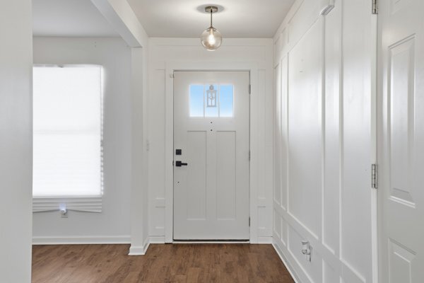 Building Photo - 4599 Woodford Cir