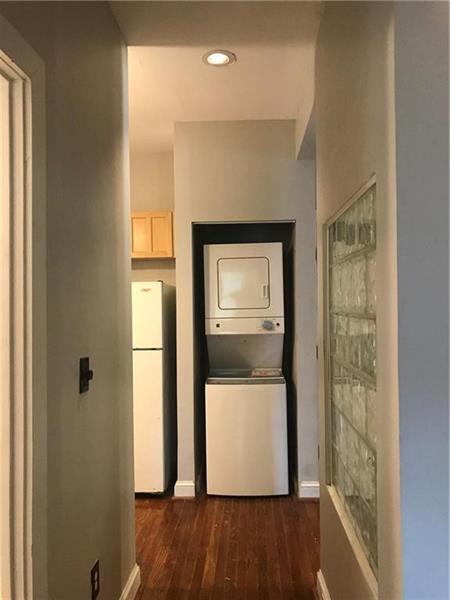 Building Photo - 864 Charles Allen Dr NE