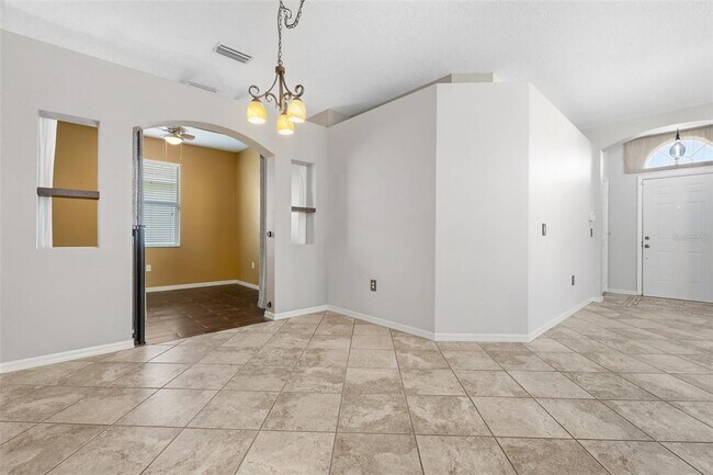 Building Photo - 14330 Tree Swallow Way