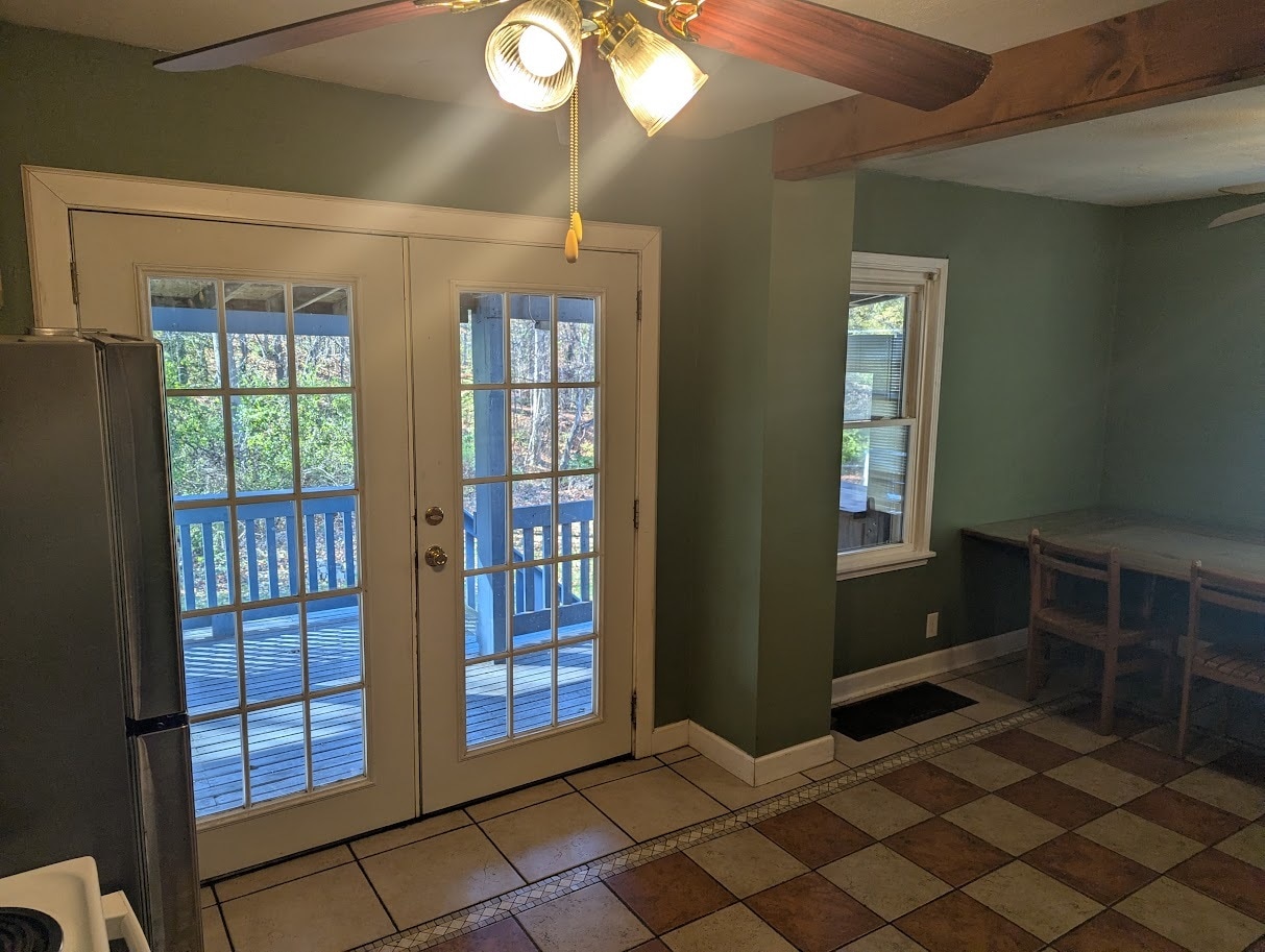 Building Photo - 4081 Clifton Ave