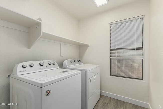 Building Photo - 4368 W Wahalla Ln