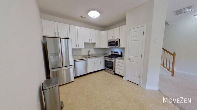 Building Photo - 2200 Valley Edge Dr