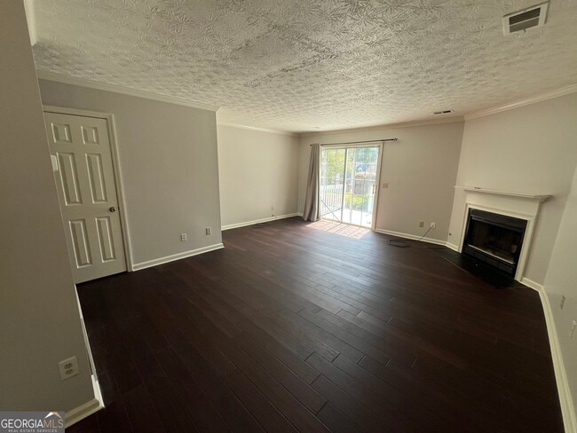 Building Photo - 3461 Kingswood Run